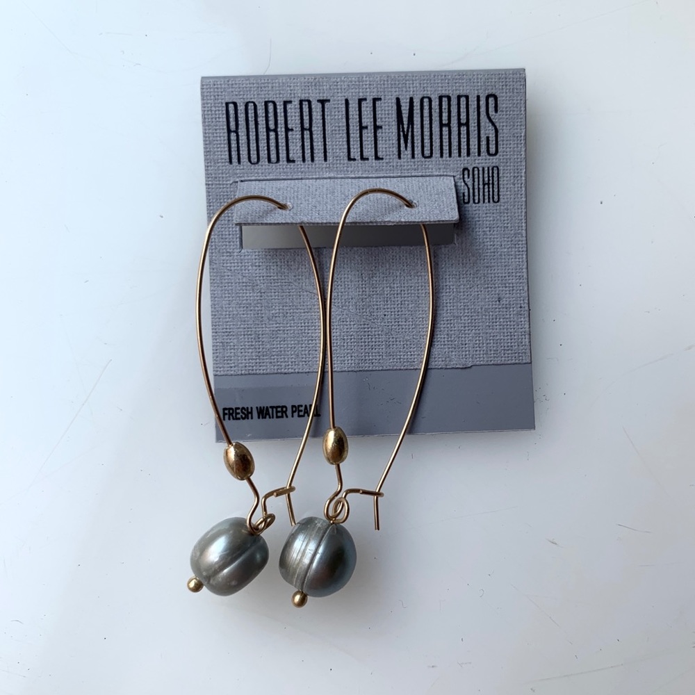 NWT Robert Lee Morris Pearl Earring